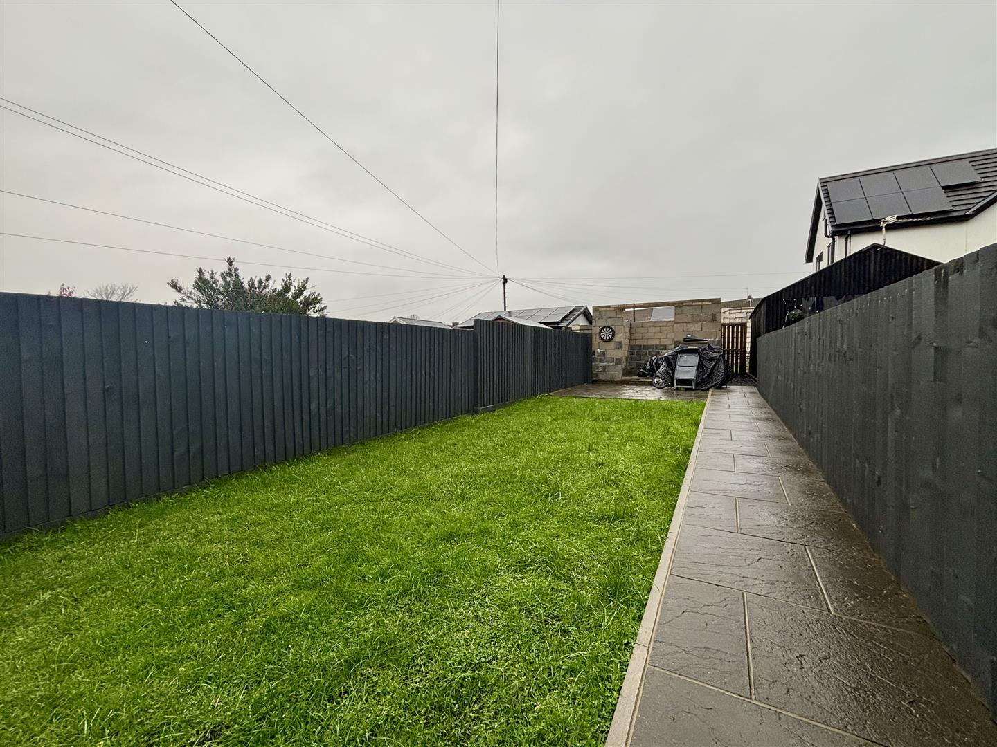 Brynamlwg Road, Fforestfach, Swansea, SA5 8HZ